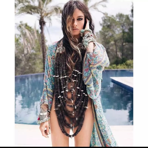 Beach Front Kimono - Picture 7 of 8